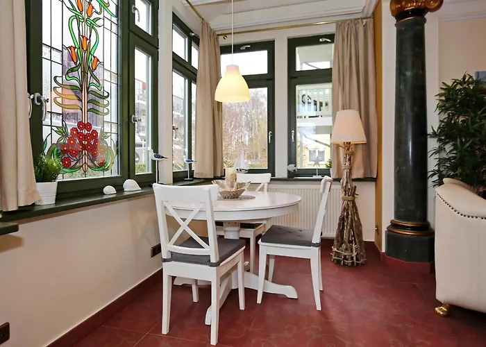 Laura 01 شقة Ostseebad Kühlungsborn